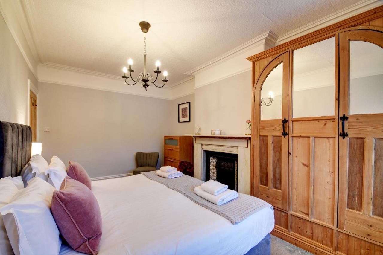 הרוגייט Spacious Victorian Townhouse Near Hcc With Off Street Parking מראה חיצוני תמונה