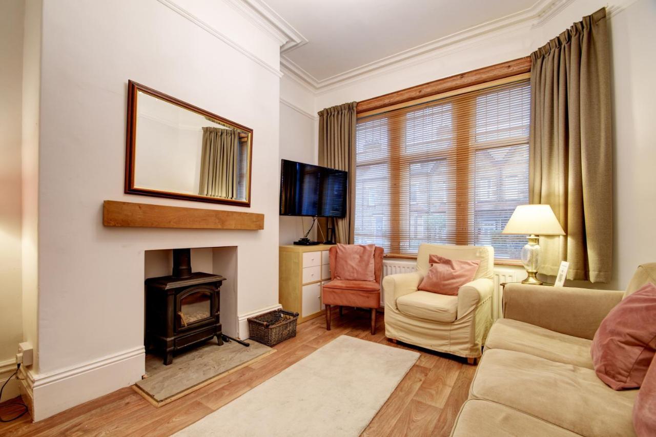 הרוגייט Spacious Victorian Townhouse Near Hcc With Off Street Parking מראה חיצוני תמונה