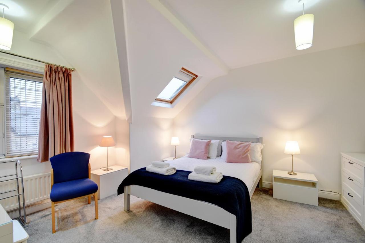 הרוגייט Spacious Victorian Townhouse Near Hcc With Off Street Parking מראה חיצוני תמונה