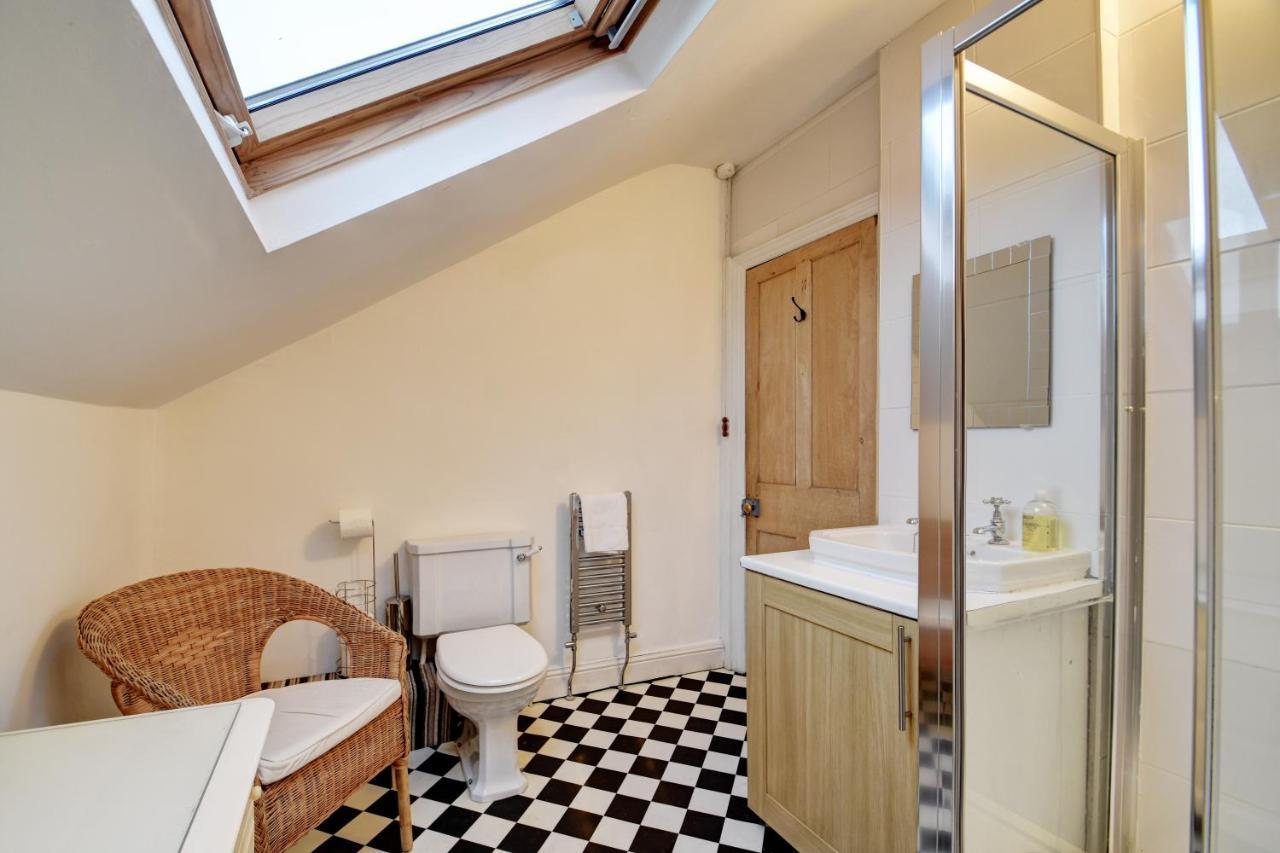 הרוגייט Spacious Victorian Townhouse Near Hcc With Off Street Parking מראה חיצוני תמונה