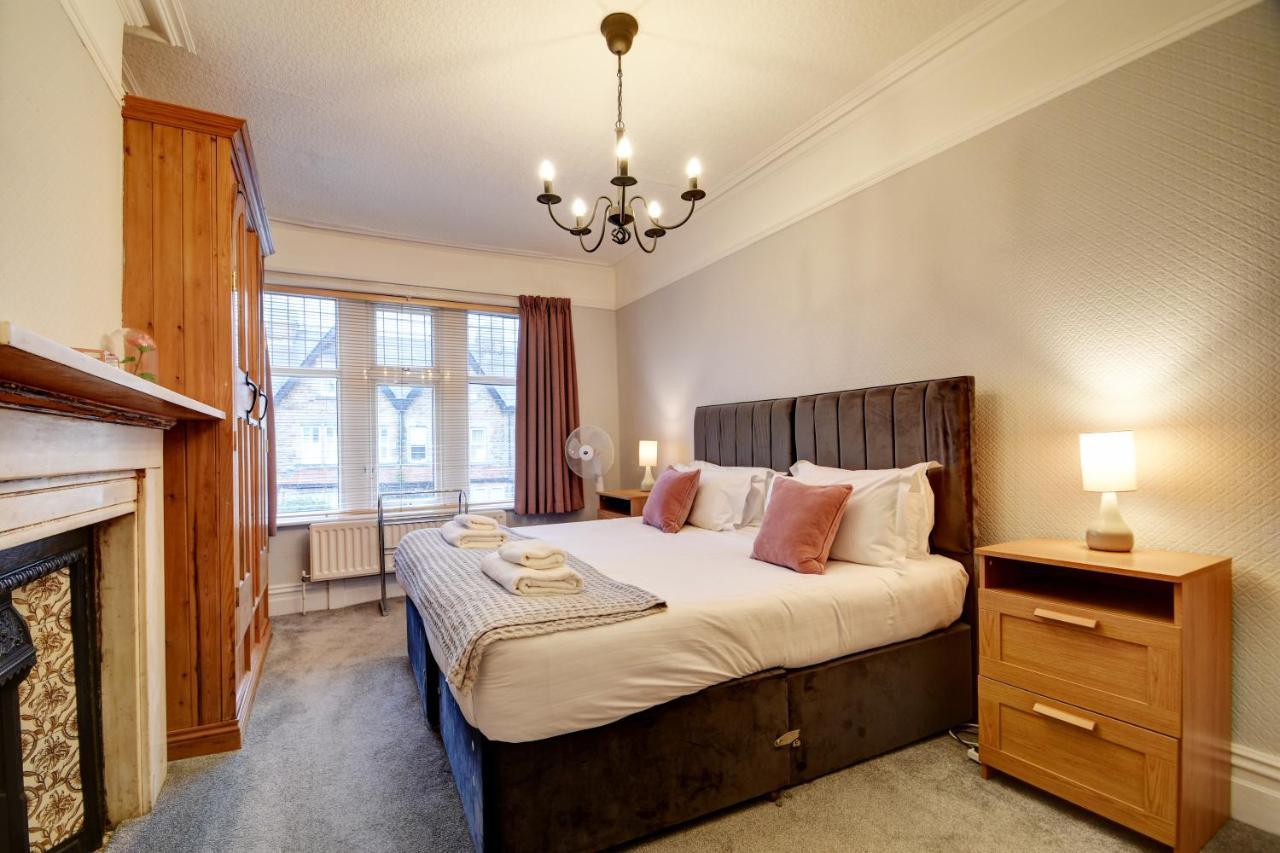 הרוגייט Spacious Victorian Townhouse Near Hcc With Off Street Parking מראה חיצוני תמונה